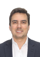 Retrato de VINICIUS CAMARINHA