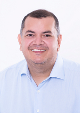 Retrato de JUNIOR FAVACHO
