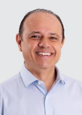 Retrato de CLÁUDIO PINHO