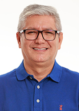 Retrato de EUDES BARROS