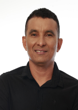 Retrato de JUNIOR DO PIQUIZEIRO
