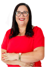 Retrato de LIZIÊ LOBATO