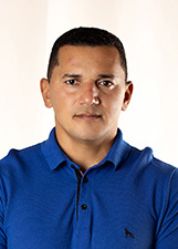 Retrato de GENEILSON DOURADO