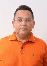 Retrato de ROGÉRIO VIANA
