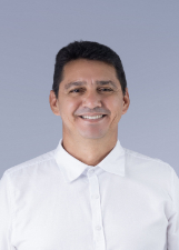 Retrato de JAMES ALVES