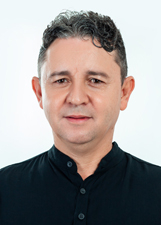 Retrato de HELISMAR MOREIRA