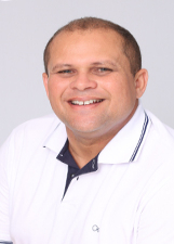 Retrato de ADENILSON LOPES