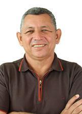 Retrato de EDESIO MATOS