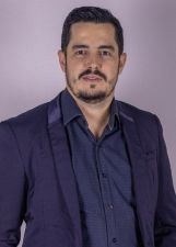 Retrato de THANYS PAULISTA