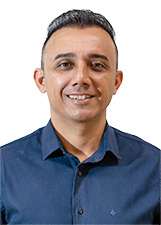 Retrato de DR.GEDIEL