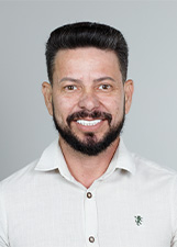Retrato de PROF. MÁRCIO BONIFÁCIO