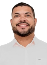 Retrato de RENÊ ALMEIDA