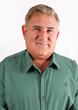 Retrato de LUIZINHO DO FERRO VELHO