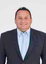 Retrato de FLÁVIO DIAS