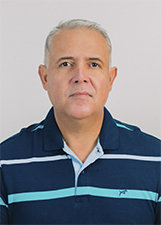 Retrato de CESAR MARTINS