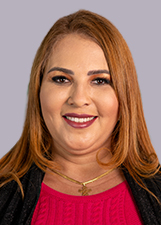 Retrato de FLÁVIA VASCONCELOS