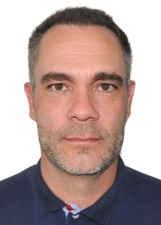 Retrato de GUSTAVO GUERRA