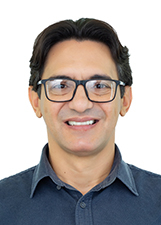 Retrato de DR MÁRCIO