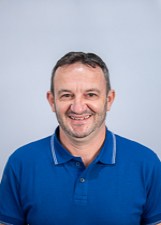 Retrato de JÚNIOR MACHADO