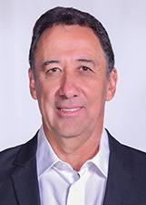 Retrato de CÉLIO MENDONÇA