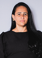 Retrato de SIMONE SANTOS