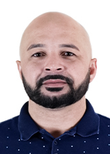 Retrato de LEANDRO RODRIGUES