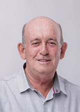 Retrato de CARLOS MAGNO DE MOURA
