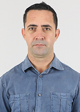Retrato de LEONARDO SILVEIRA