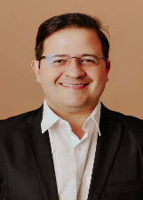 Retrato de TATÁ DO ROBERTO