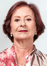 Retrato de ROSÂNGELA LEÃO