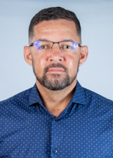 Retrato de ZÉ GOMINHA