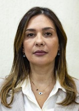 Retrato de PATRÍCIA LESSA