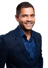Retrato de DENYS LIMA