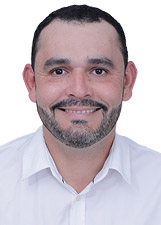 Retrato de VINICIUS MOTA