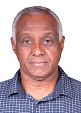 Retrato de EDU DO TÁXI