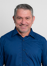 Retrato de OROIDES QUEIROZ