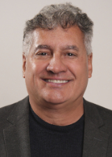 Retrato de MAURÍCIO SILVA