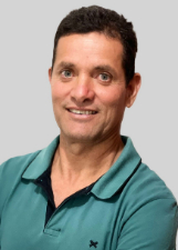Retrato de ADILSON GUARIBENHO