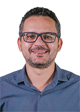 Retrato de JOÃO HENRIQUE