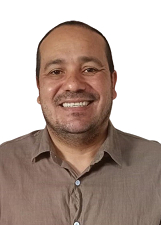 Retrato de EDMILSON DE BEU