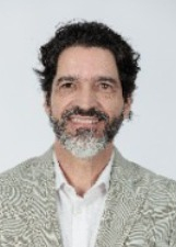 Retrato de OSVALDO LOPES