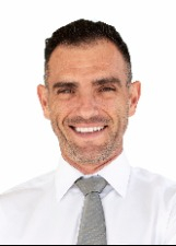 Retrato de NIKOLAS ELIAS