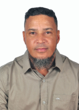 Retrato de ISAAC CABELEIREIRO