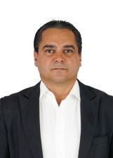 Retrato de REINALDO LACERDA