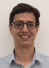 Retrato de FÁBIO CURI