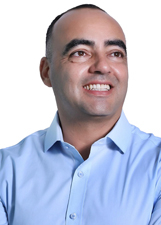 Retrato de DENIS BRASILEIRO