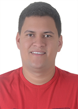 Retrato de LÉO KRETLI