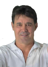 Retrato de CARLINHO LEÃO