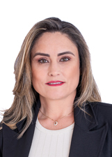 Retrato de FERNANDA DO PRAXEDAO