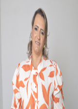 Retrato de LUCIANE TIA LU